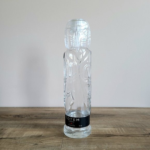 Totem vodka Canada empty collectible bottle with cup. - Picture 1 of 9